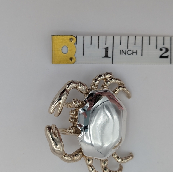 Silver and Gold Tone Crab Jewelry Pendant & Earrings Set - Picture 7 of 9